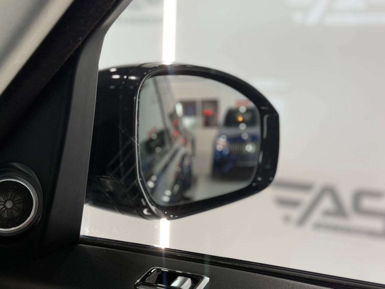 Imagen 360 del Land-Rover Range Rover en Auto Select Edition, Figueres
