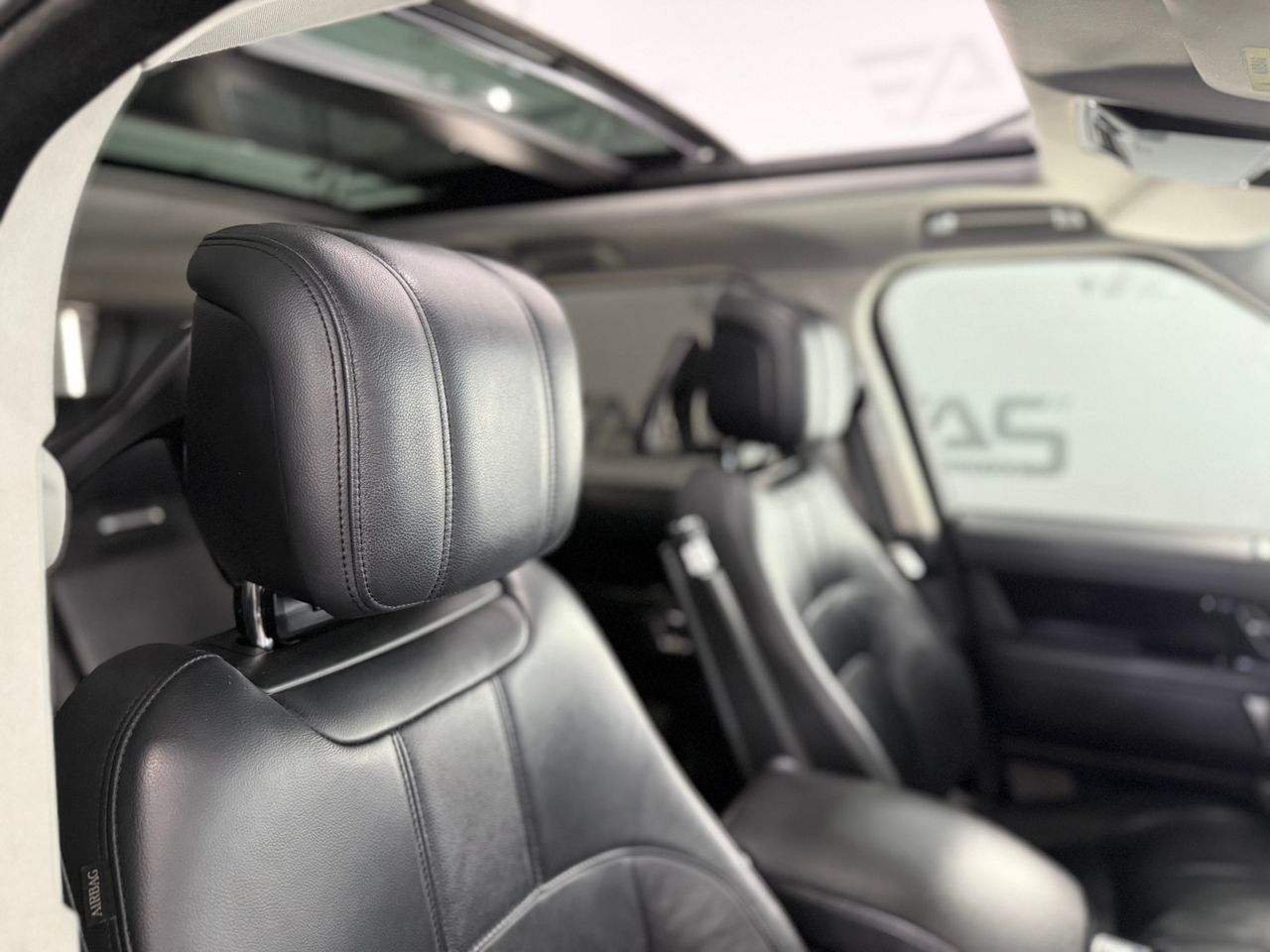 Imagen 213 del Land-Rover Range Rover en Auto Select Edition, Figueres