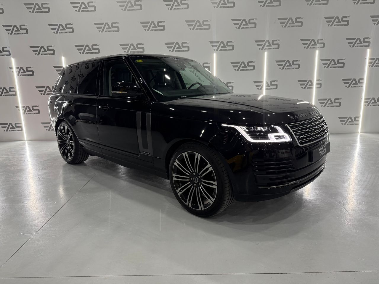 Imagen 4 del Land-Rover Range Rover en Auto Select Edition, Figueres