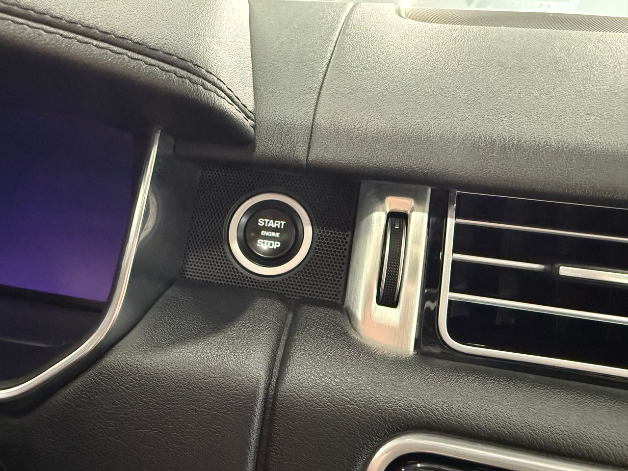Imagen 187 del Land-Rover Range Rover en Auto Select Edition, Figueres
