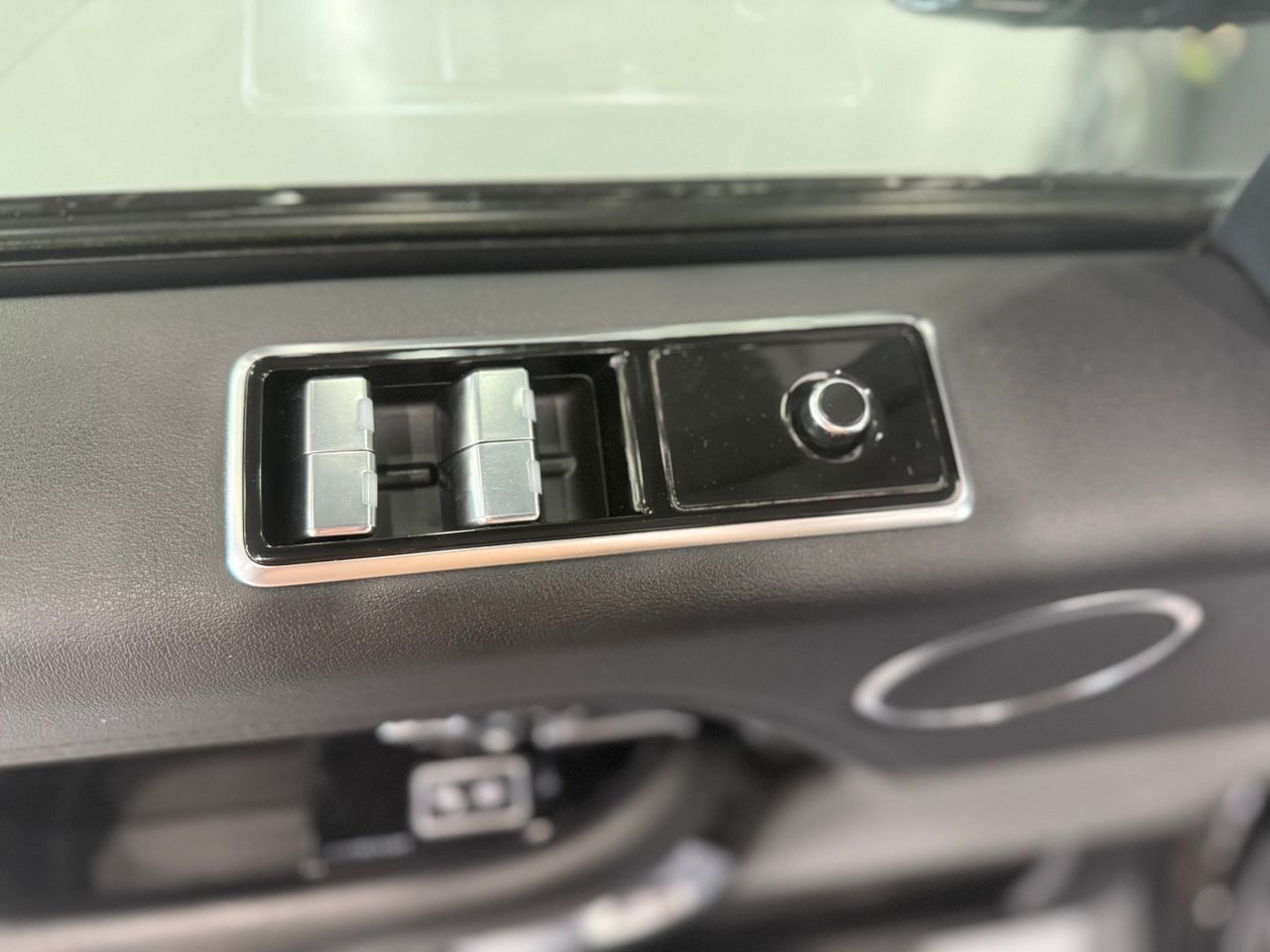 Imagen 302 del Land-Rover Range Rover en Auto Select Edition, Figueres