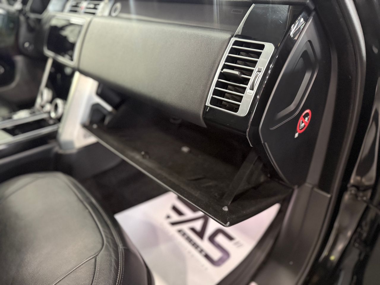Imagen 212 del Land-Rover Range Rover en Auto Select Edition, Figueres