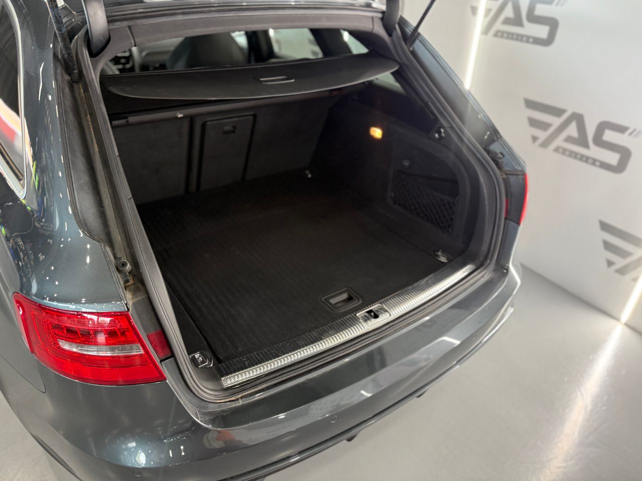 Imagen 58 del Audi RS4 en Auto Select Edition, Figueres