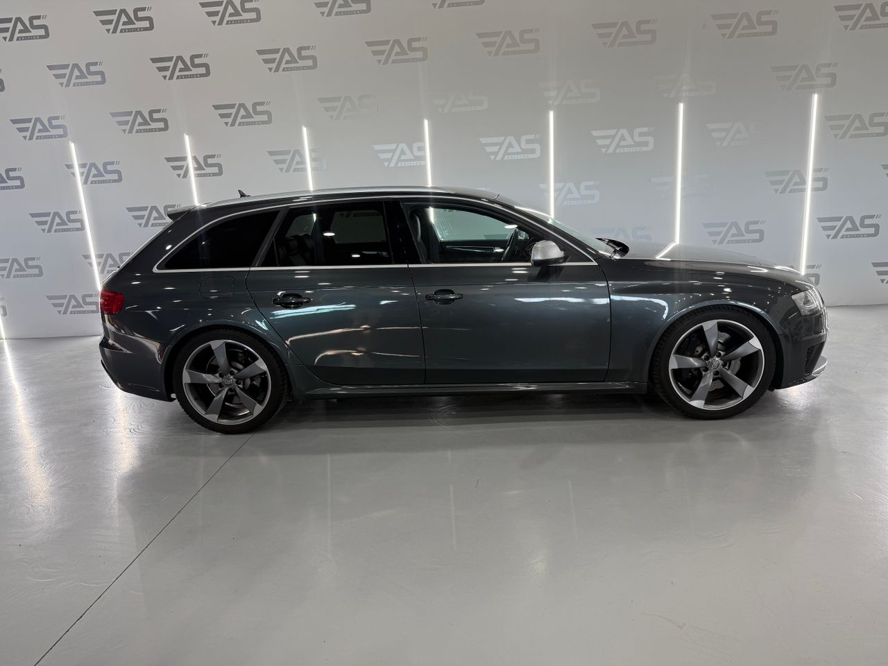 Imagen 7 del Audi RS4 en Auto Select Edition, Figueres