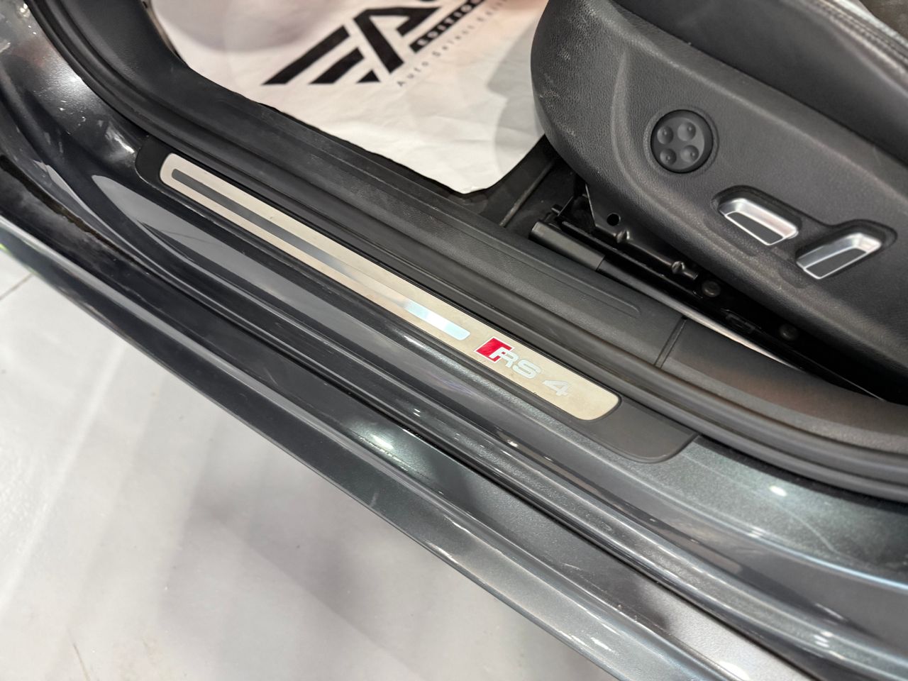 Imagen 98 del Audi RS4 en Auto Select Edition, Figueres
