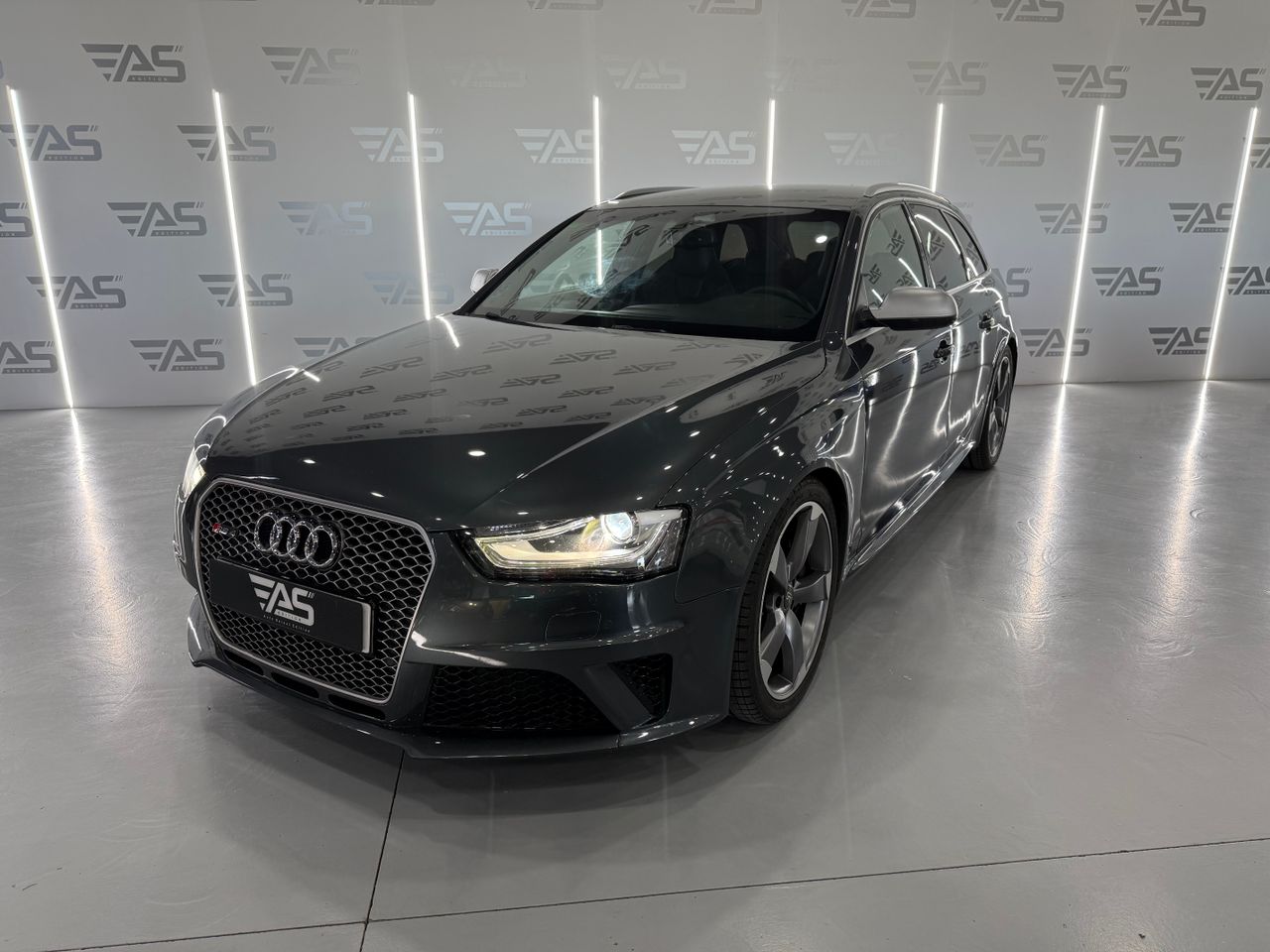 Cubiertas llanta 13 segunda mano  de segunda mano - audi rs4 2013 /