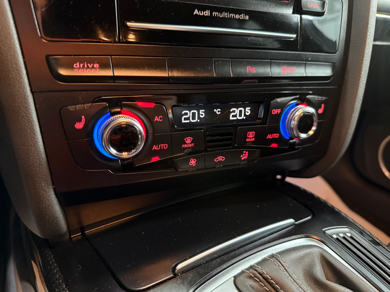 Imagen 120 del Audi RS4 en Auto Select Edition, Figueres