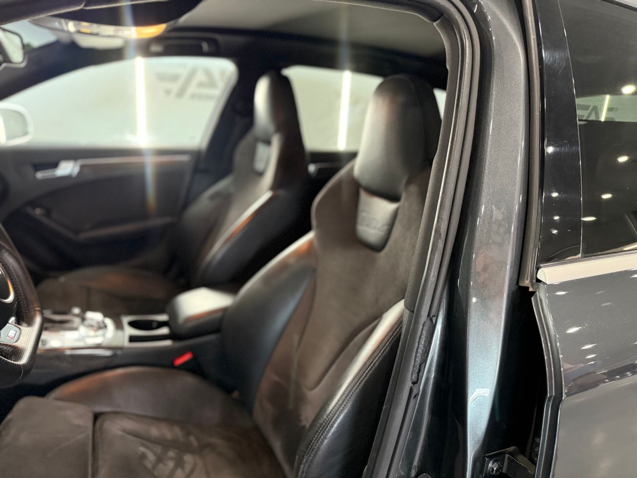 Imagen 104 del Audi RS4 en Auto Select Edition, Figueres