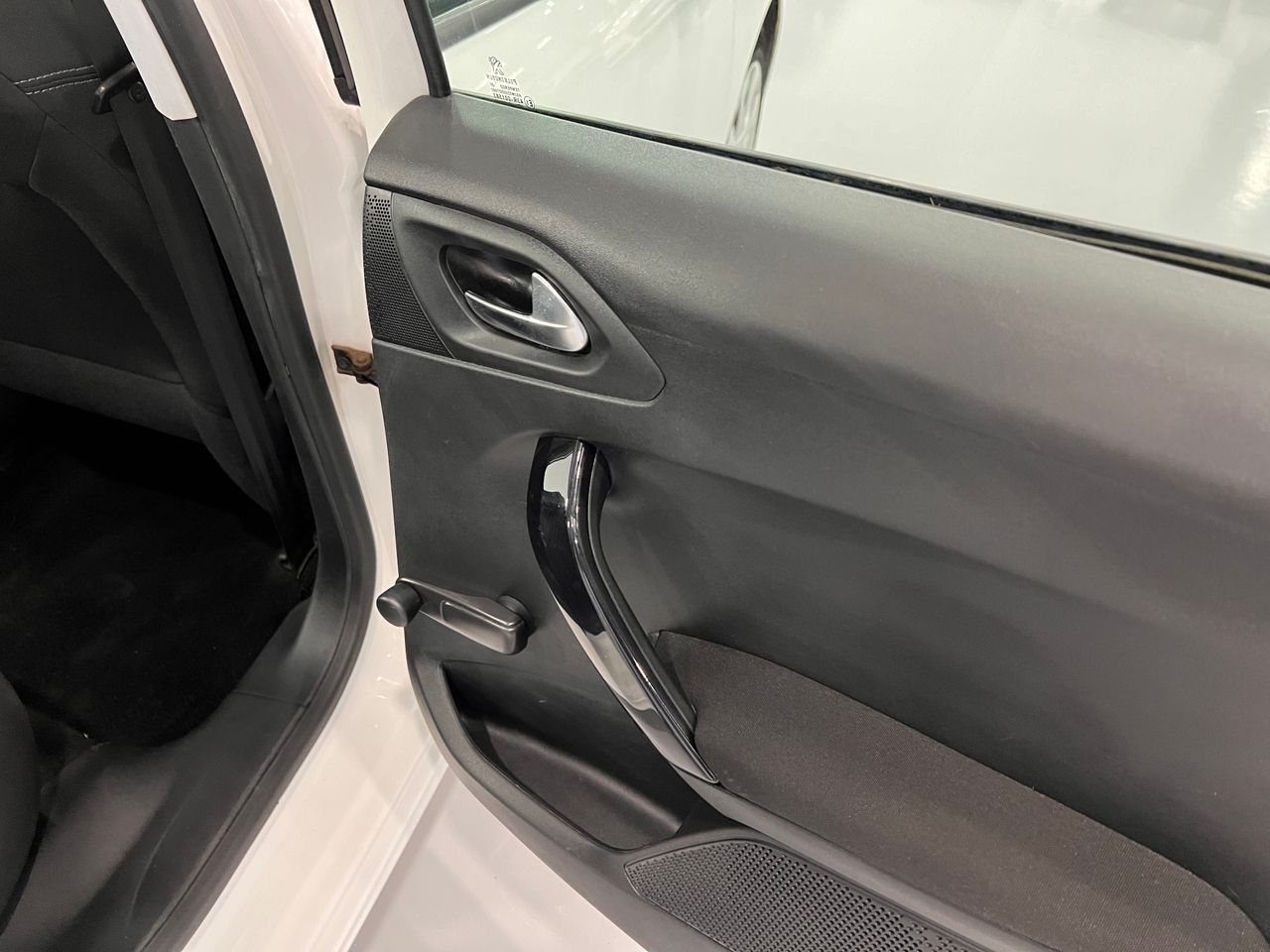 Imagen 54 del Peugeot 208 en Auto Select Edition, Figueres