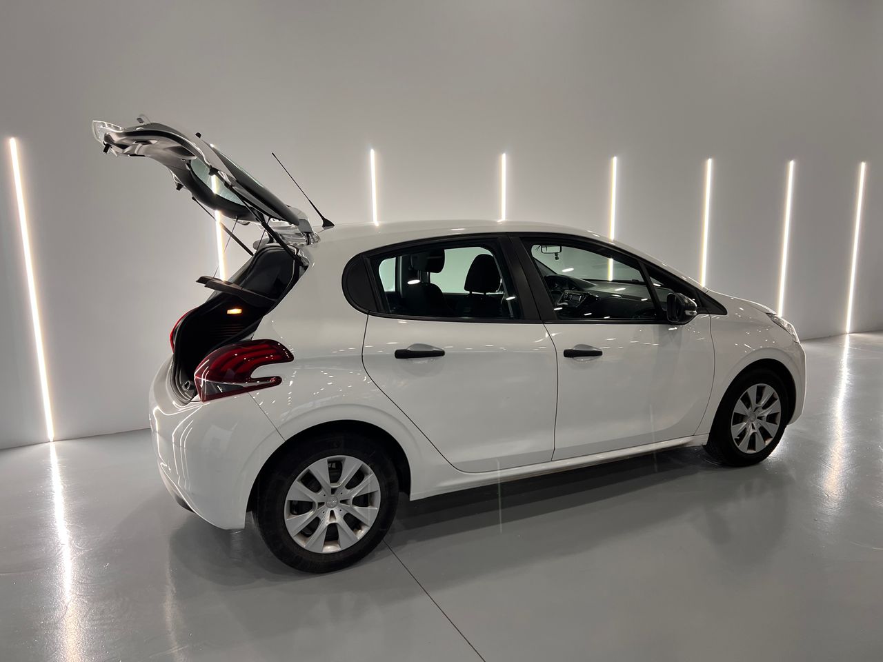 Imagen 43 del Peugeot 208 en Auto Select Edition, Figueres