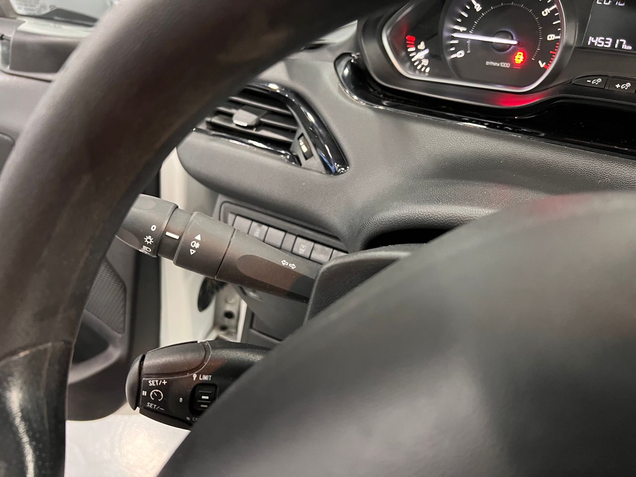 Imagen 85 del Peugeot 208 en Auto Select Edition, Figueres