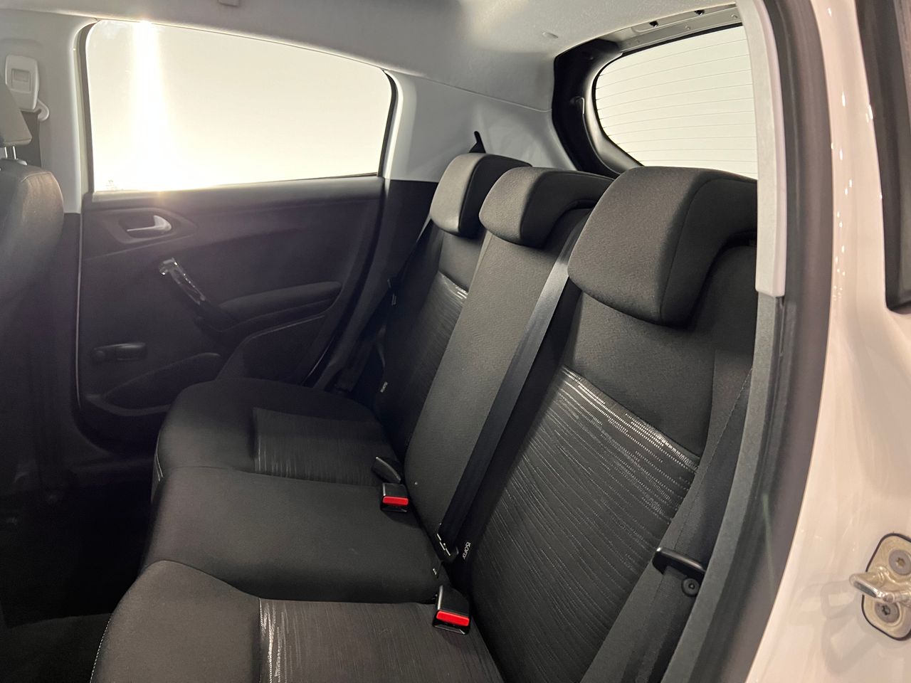 Imagen 65 del Peugeot 208 en Auto Select Edition, Figueres