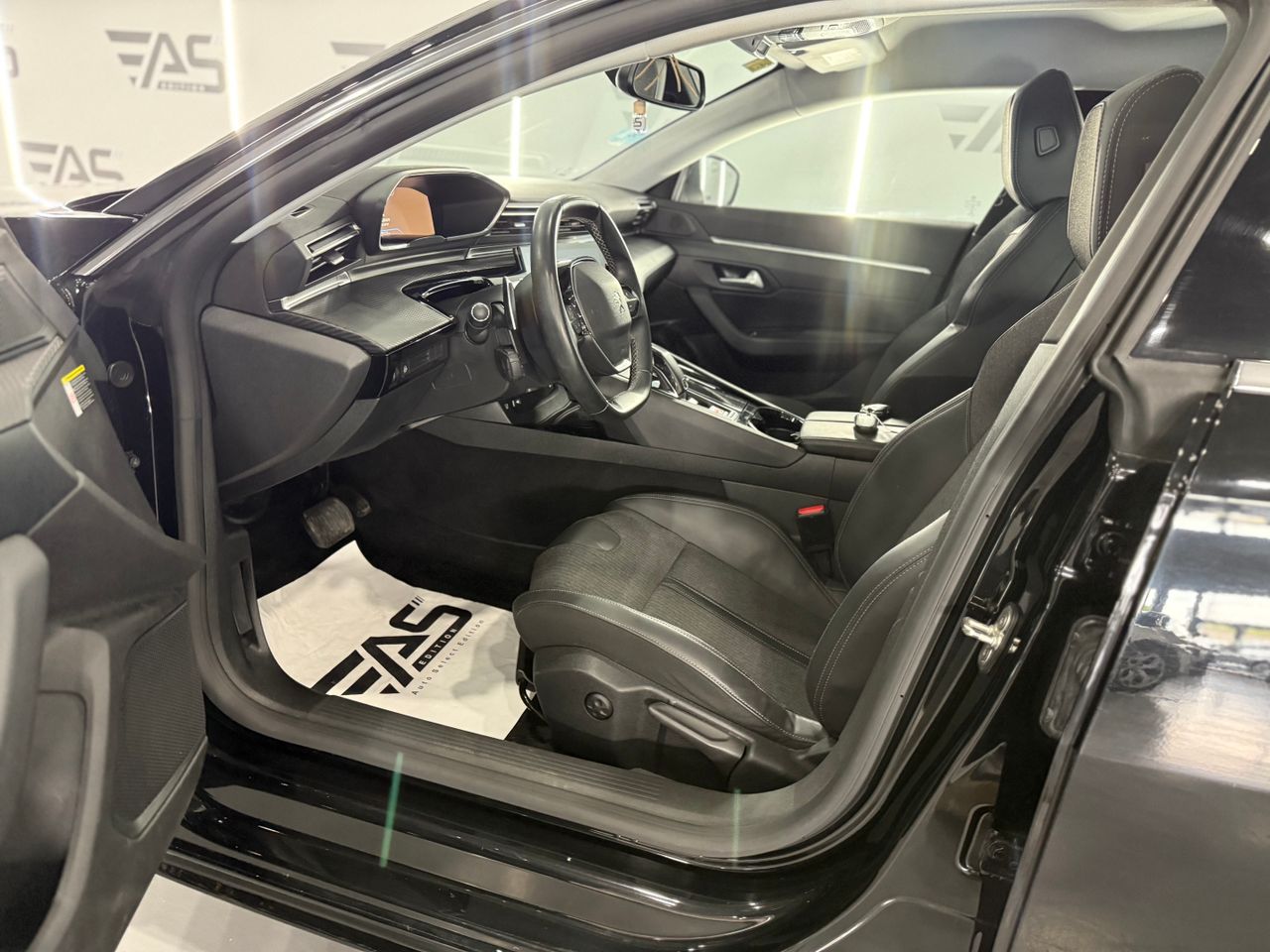 Imagen 80 del Peugeot 508 en Auto Select Edition, Figueres