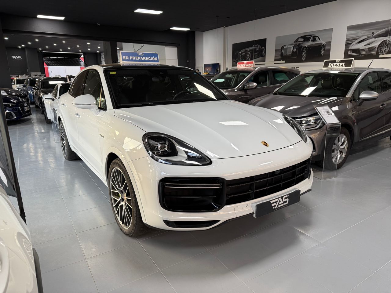 Imagen 3 del Porsche Cayenne en Auto Select Edition, Figueres