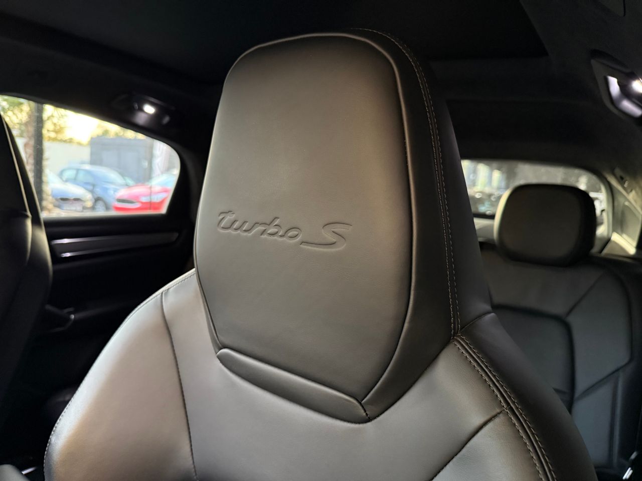 Imagen 24 del Porsche Cayenne en Auto Select Edition, Figueres