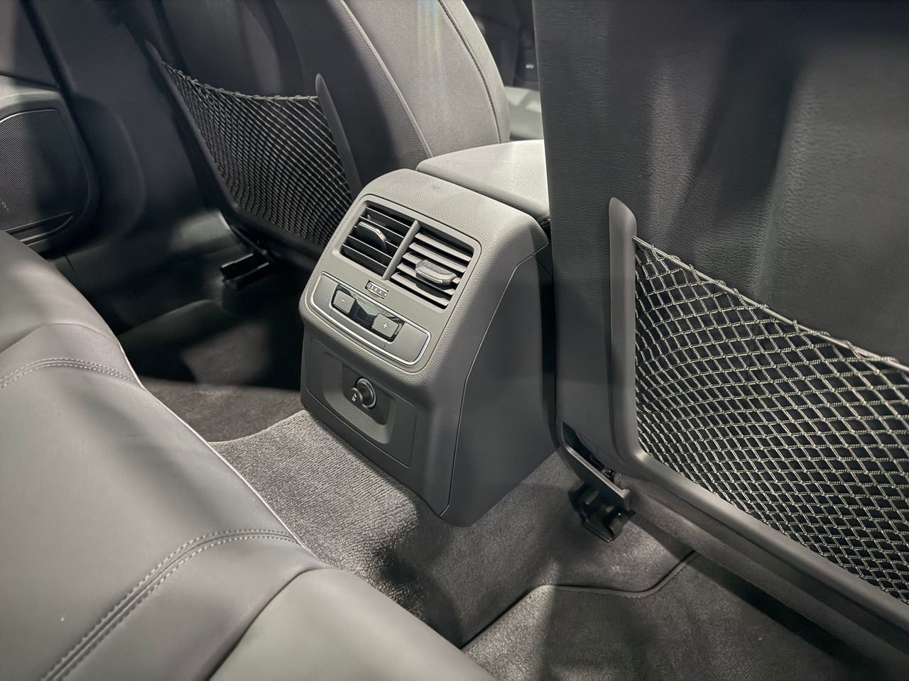 Imagen 154 del Audi A4 en Auto Select Edition, Figueres