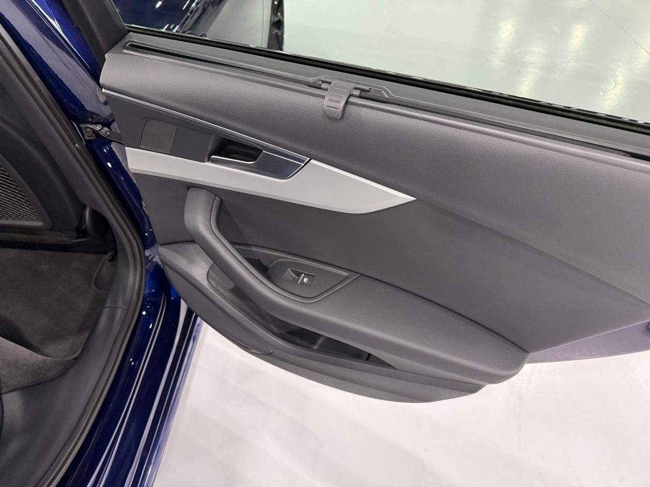 Imagen 142 del Audi A4 en Auto Select Edition, Figueres