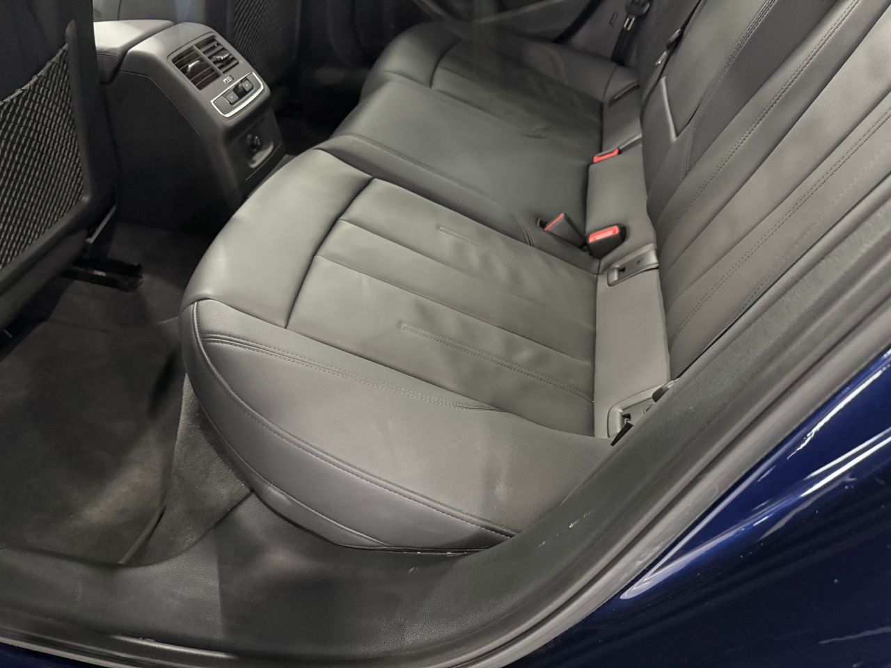 Imagen 82 del Audi A4 en Auto Select Edition, Figueres