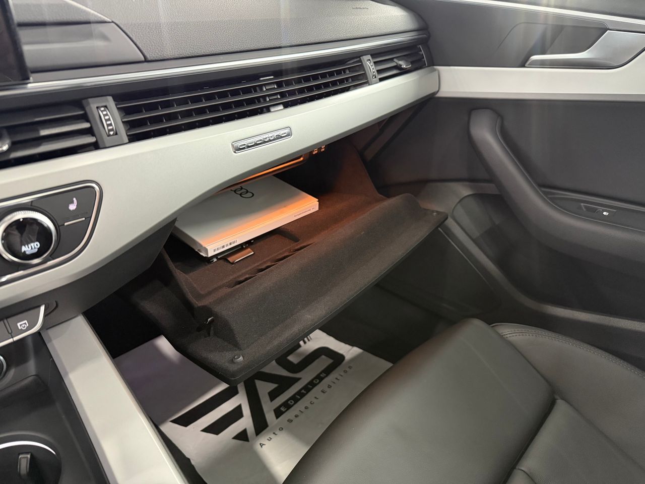 Imagen 114 del Audi A4 en Auto Select Edition, Figueres