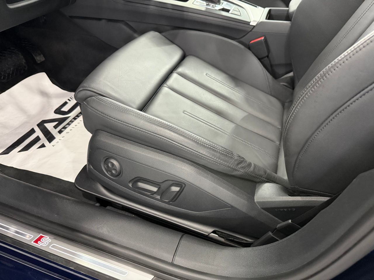 Imagen 101 del Audi A4 en Auto Select Edition, Figueres
