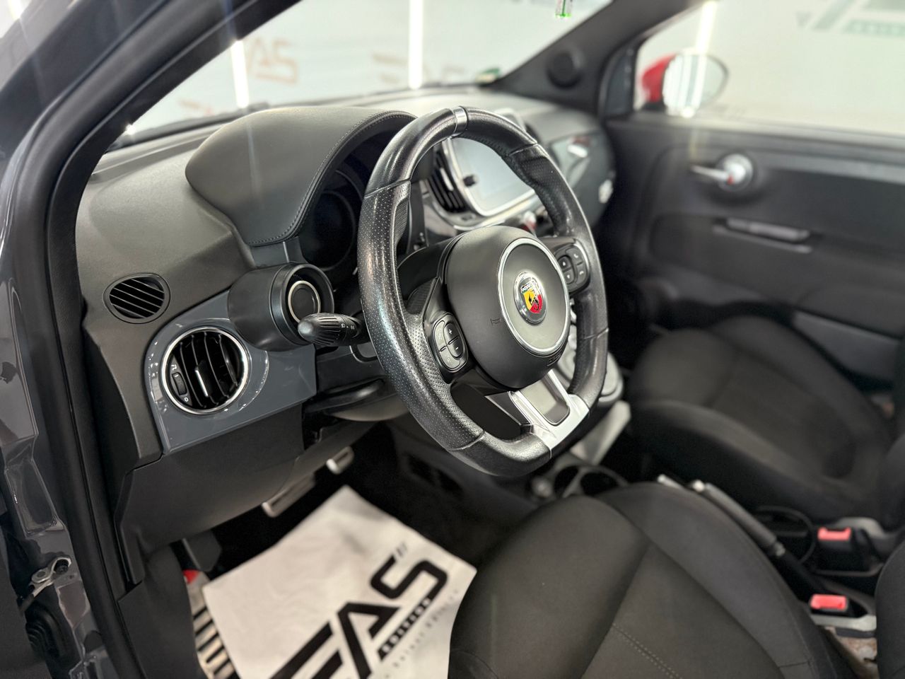 Imagen 104 del Fiat 500 en Auto Select Edition, Figueres