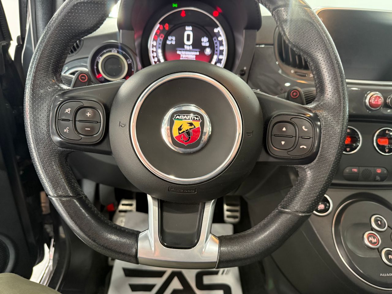 Imagen 24 del Fiat 500 en Auto Select Edition, Figueres