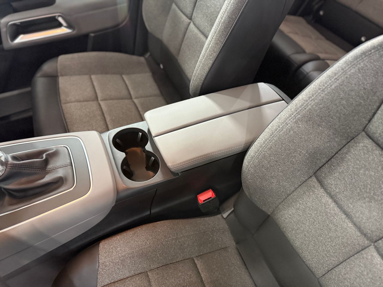 Imagen 101 del Citroën C5 Aircross en Auto Select Edition, Figueres