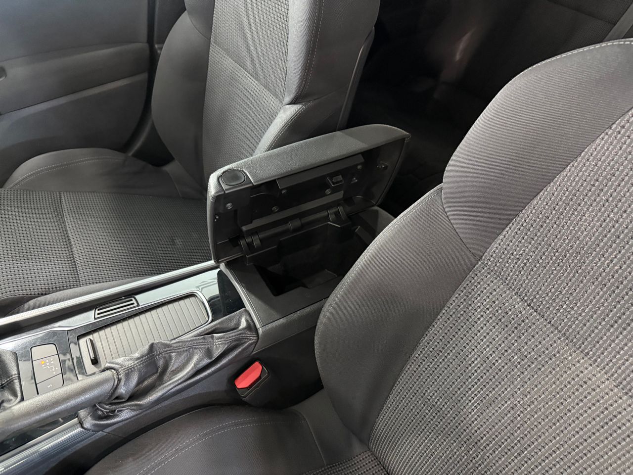 Imagen 108 del Peugeot 508 en Auto Select Edition, Figueres