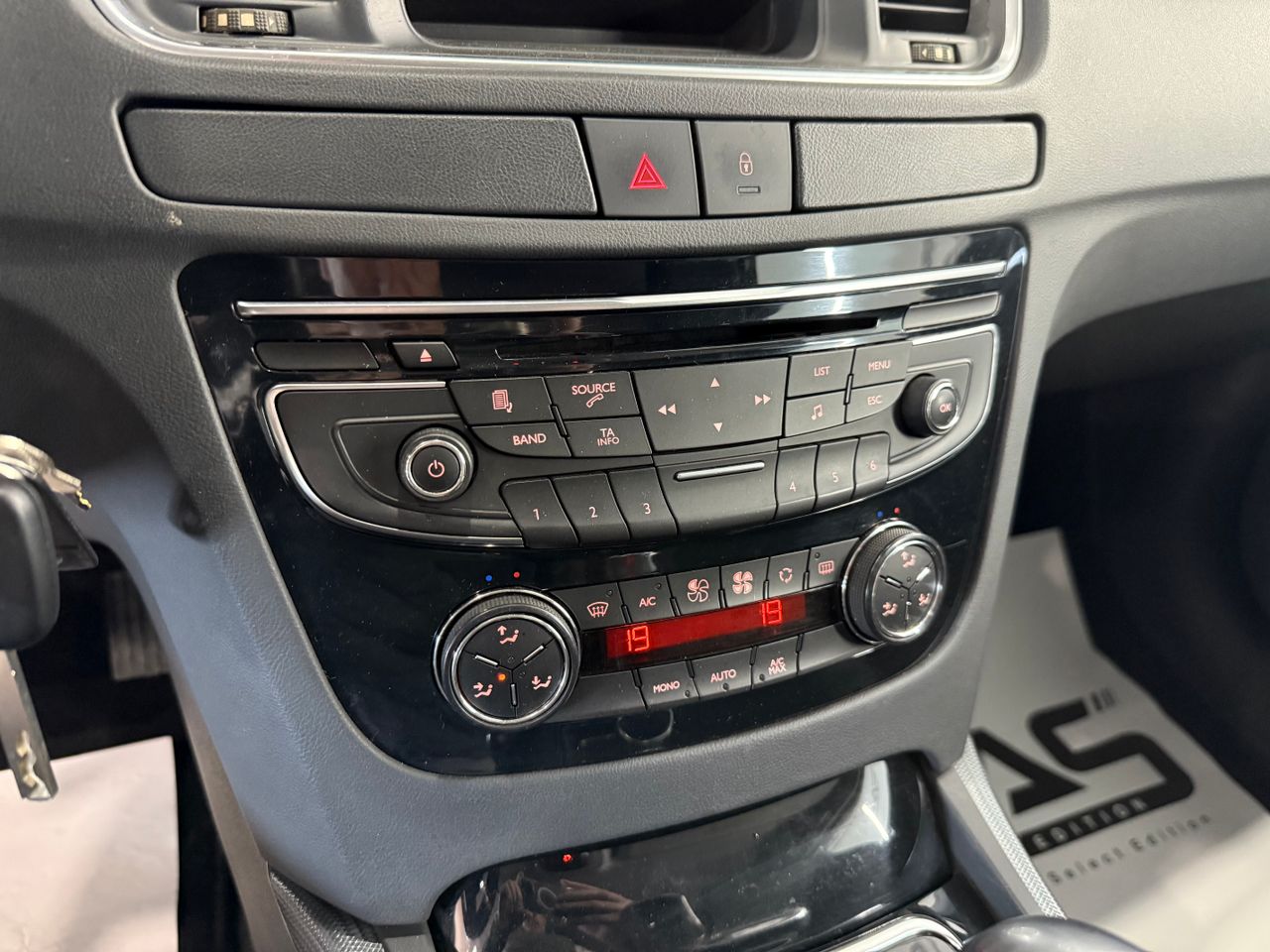 Imagen 123 del Peugeot 508 en Auto Select Edition, Figueres