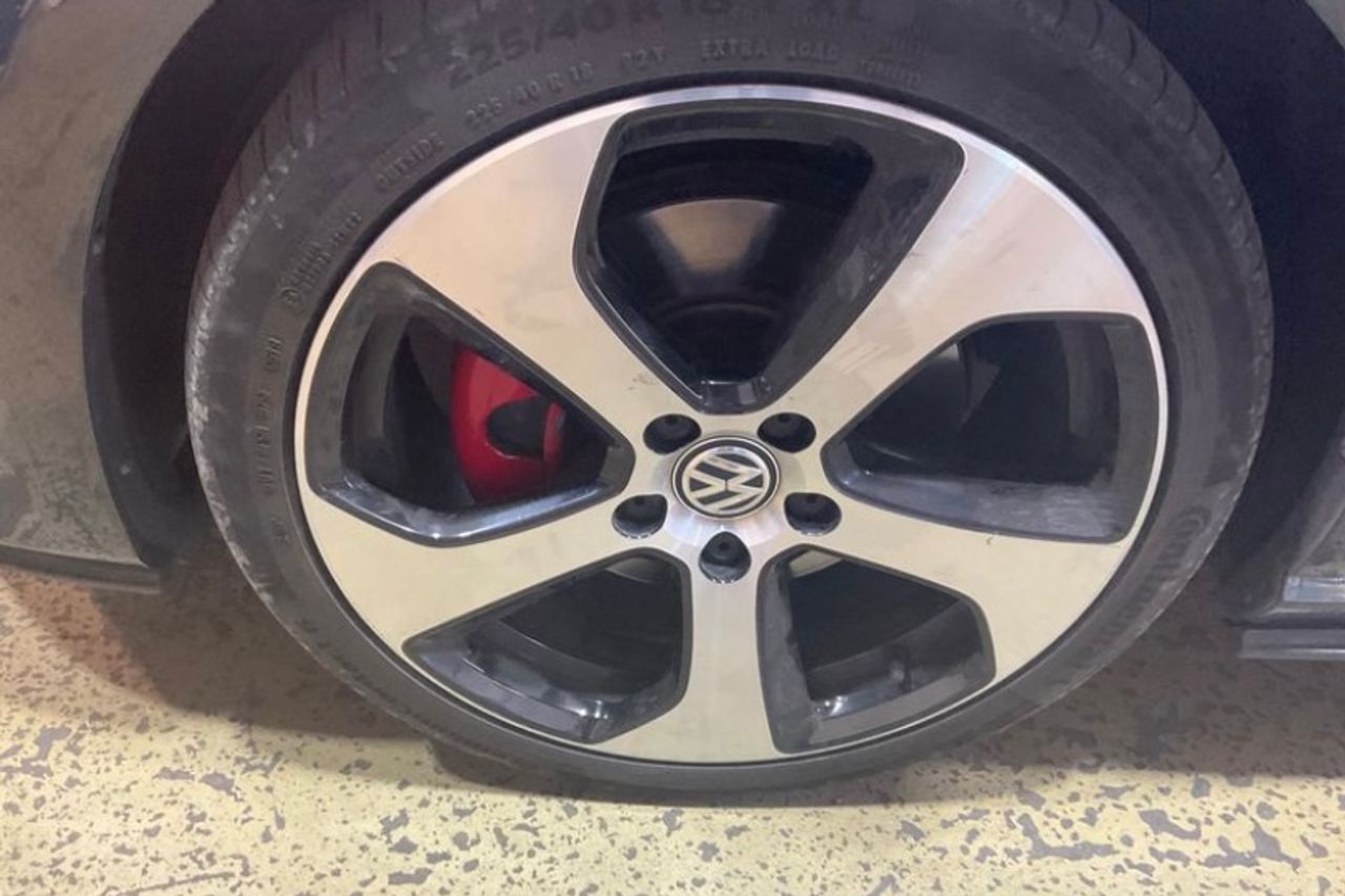 Imagen 14 del Volkswagen Golf en Auto Select Edition, Figueres