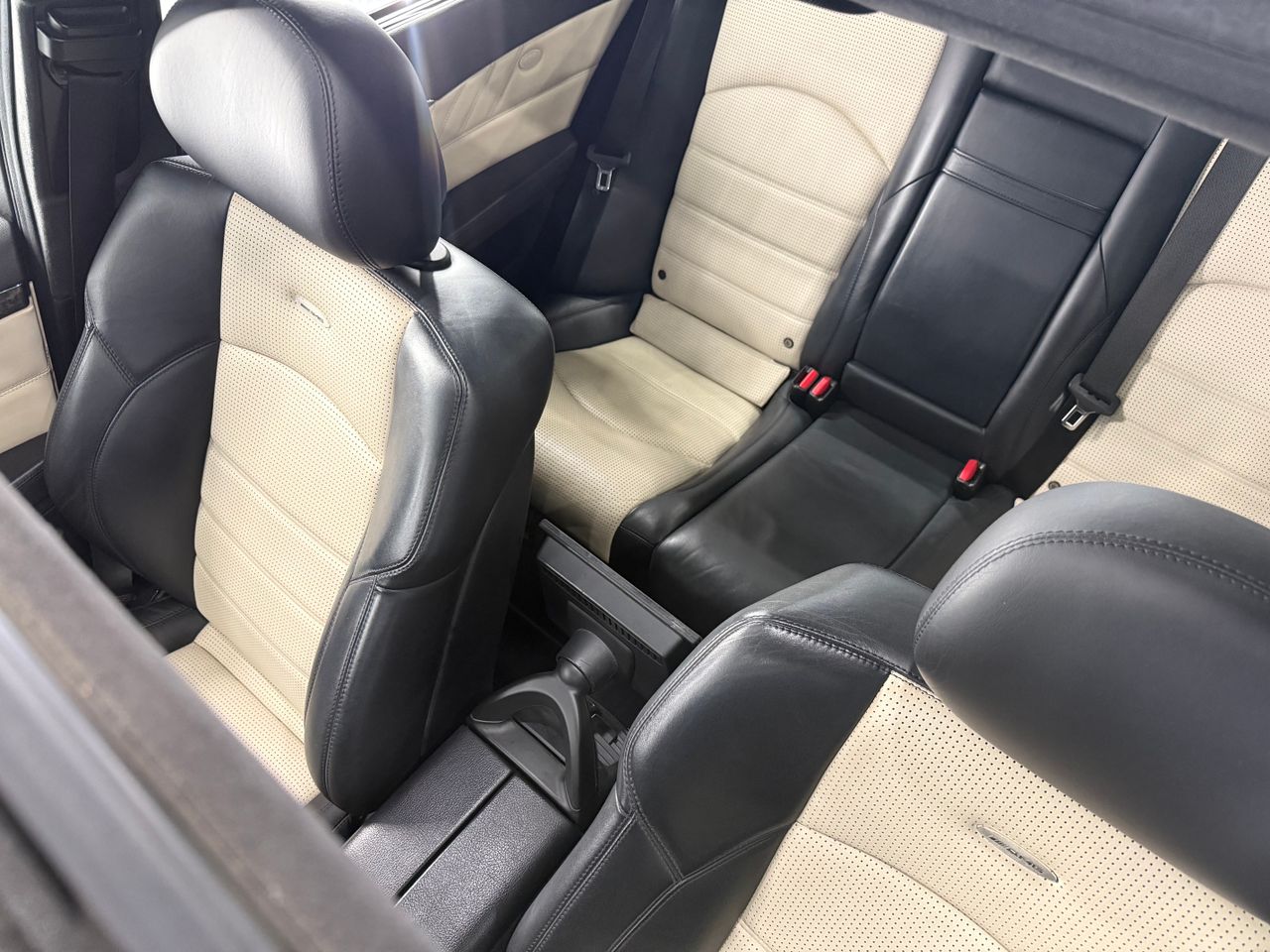 Imagen 147 del Mercedes Clase E en Auto Select Edition, Figueres