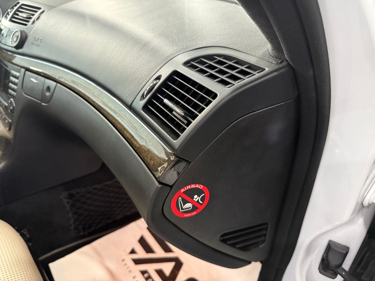 Imagen 103 del Mercedes Clase E en Auto Select Edition, Figueres
