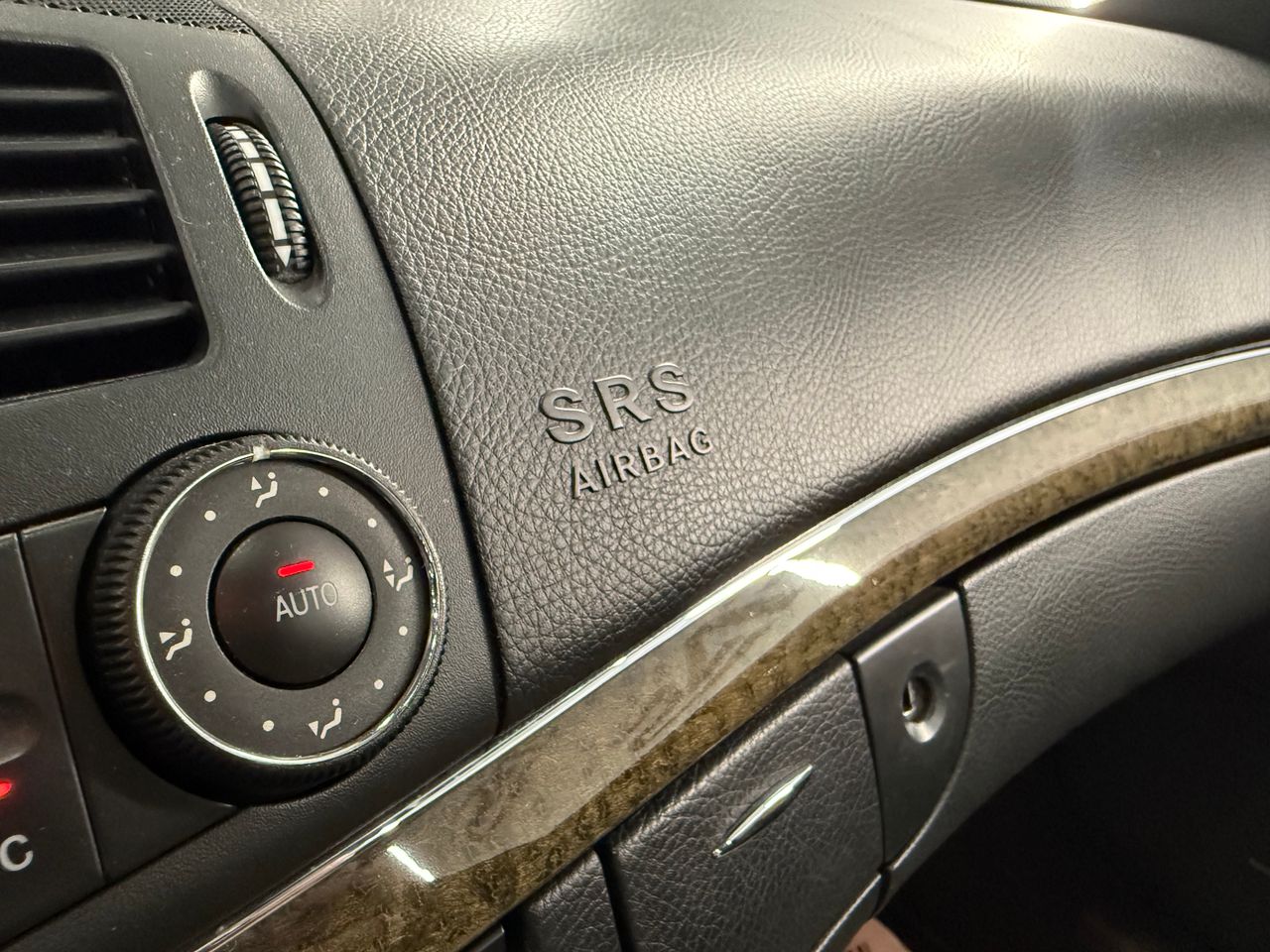 Imagen 218 del Mercedes Clase E en Auto Select Edition, Figueres