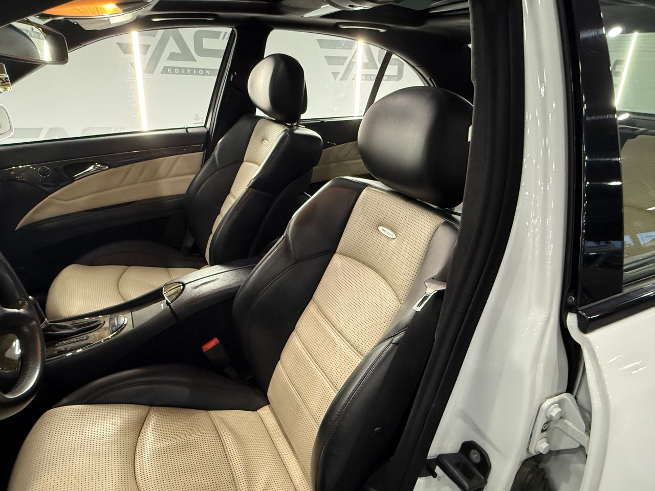 Imagen 187 del Mercedes Clase E en Auto Select Edition, Figueres
