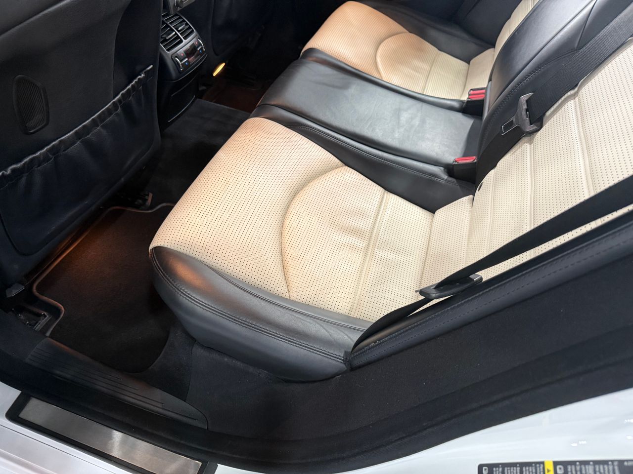 Imagen 156 del Mercedes Clase E en Auto Select Edition, Figueres