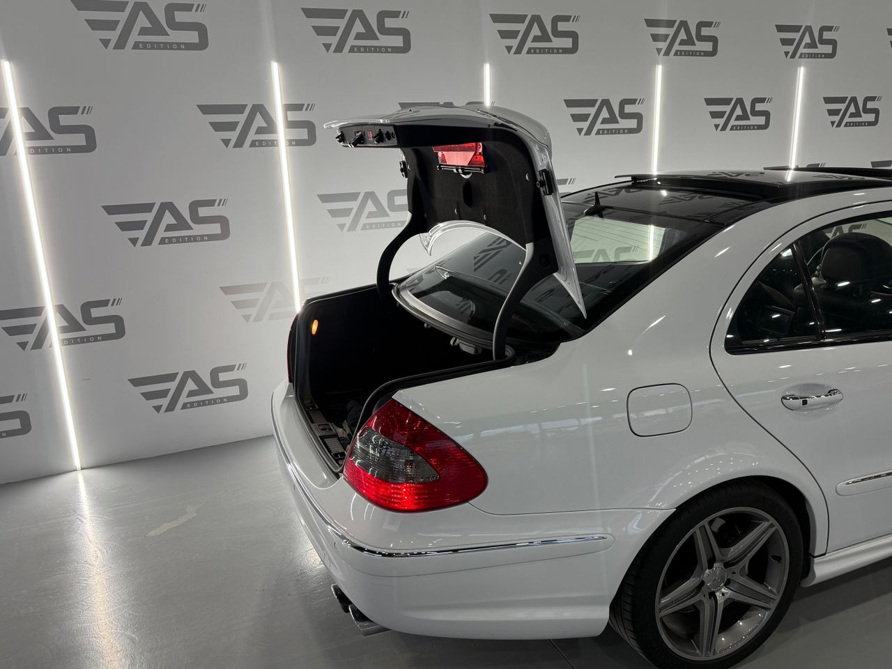 Imagen 84 del Mercedes Clase E en Auto Select Edition, Figueres