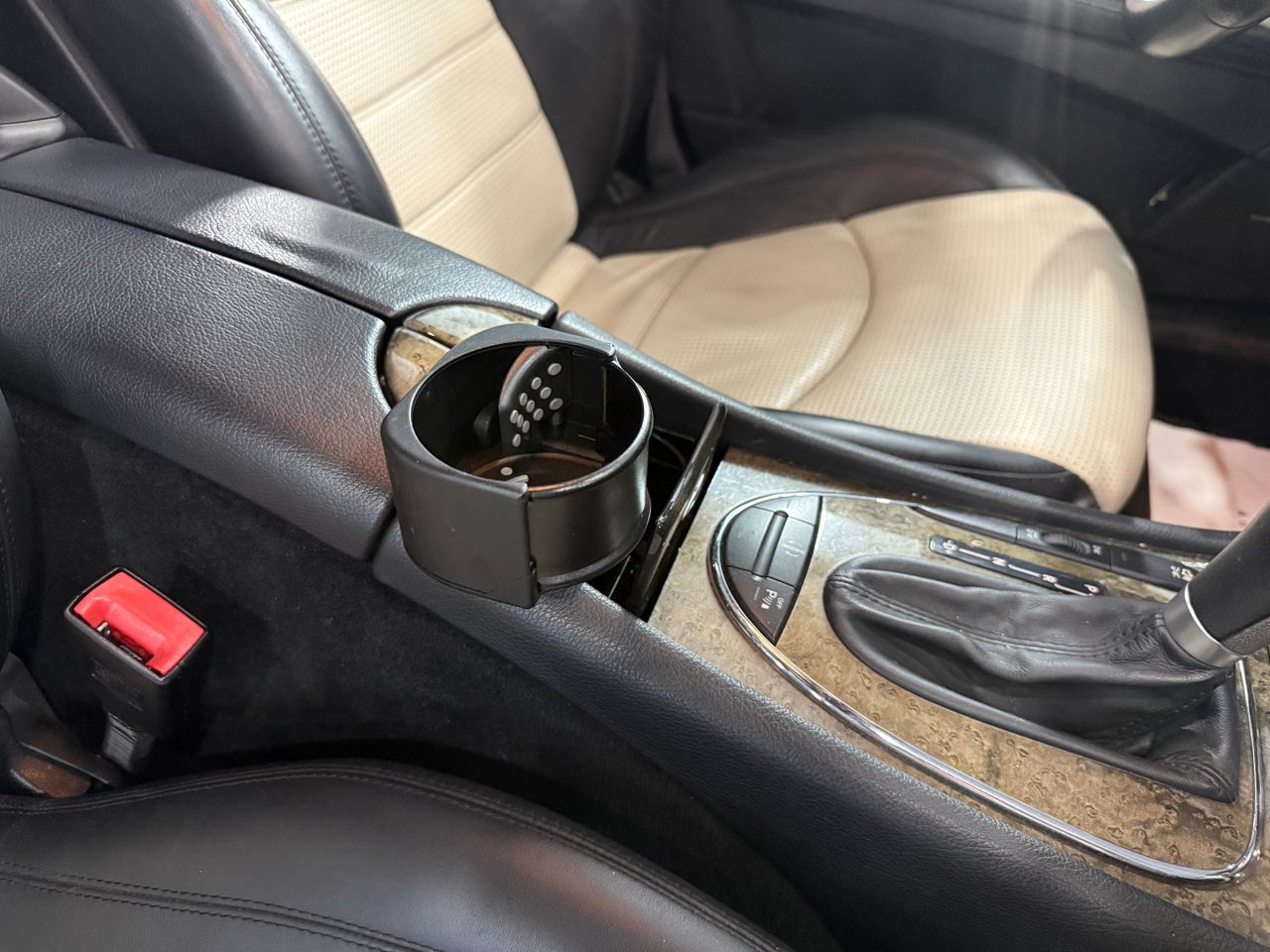 Imagen 144 del Mercedes Clase E en Auto Select Edition, Figueres