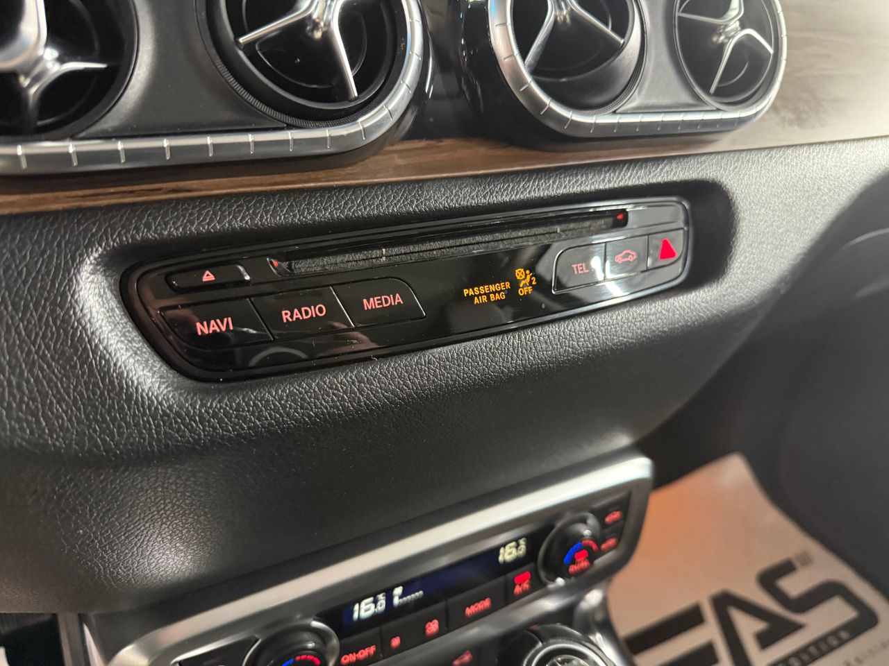 Imagen 143 del Mercedes Clase X en Auto Select Edition, Figueres