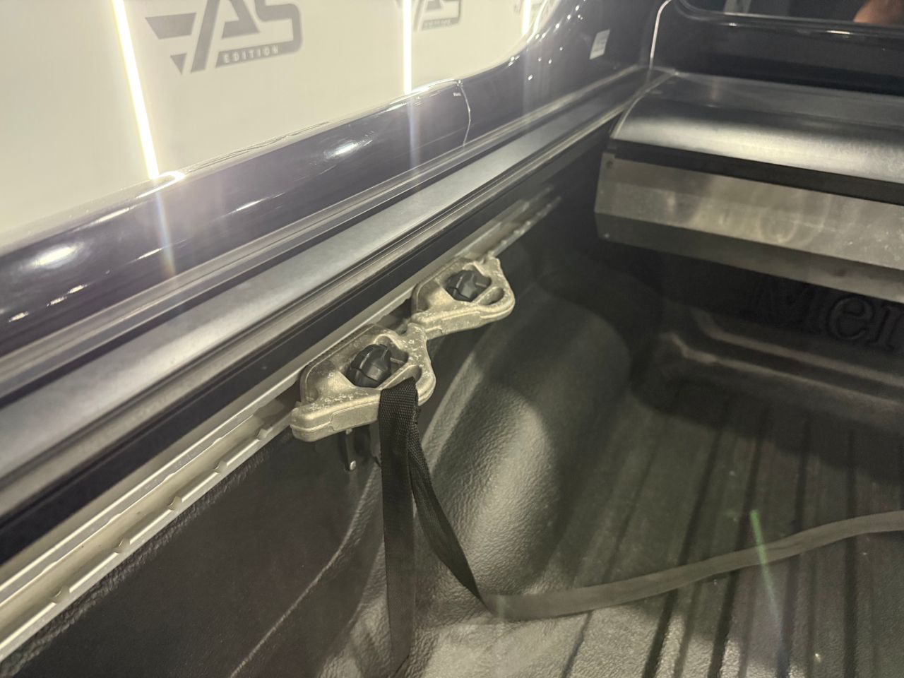 Imagen 84 del Mercedes Clase X en Auto Select Edition, Figueres