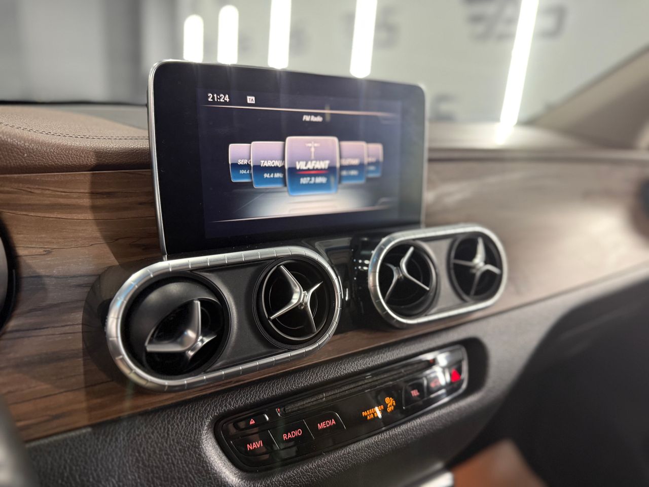 Imagen 144 del Mercedes Clase X en Auto Select Edition, Figueres
