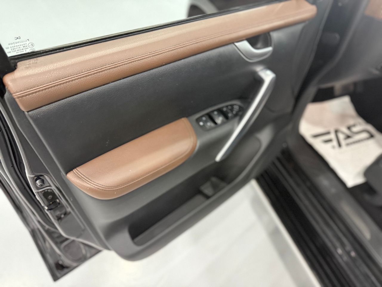 Imagen 116 del Mercedes Clase X en Auto Select Edition, Figueres