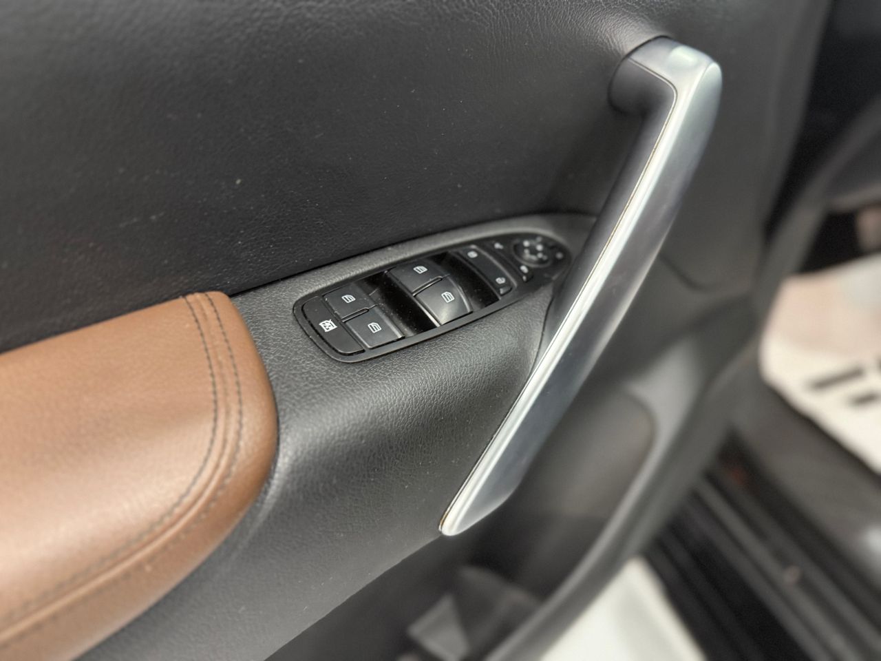 Imagen 117 del Mercedes Clase X en Auto Select Edition, Figueres