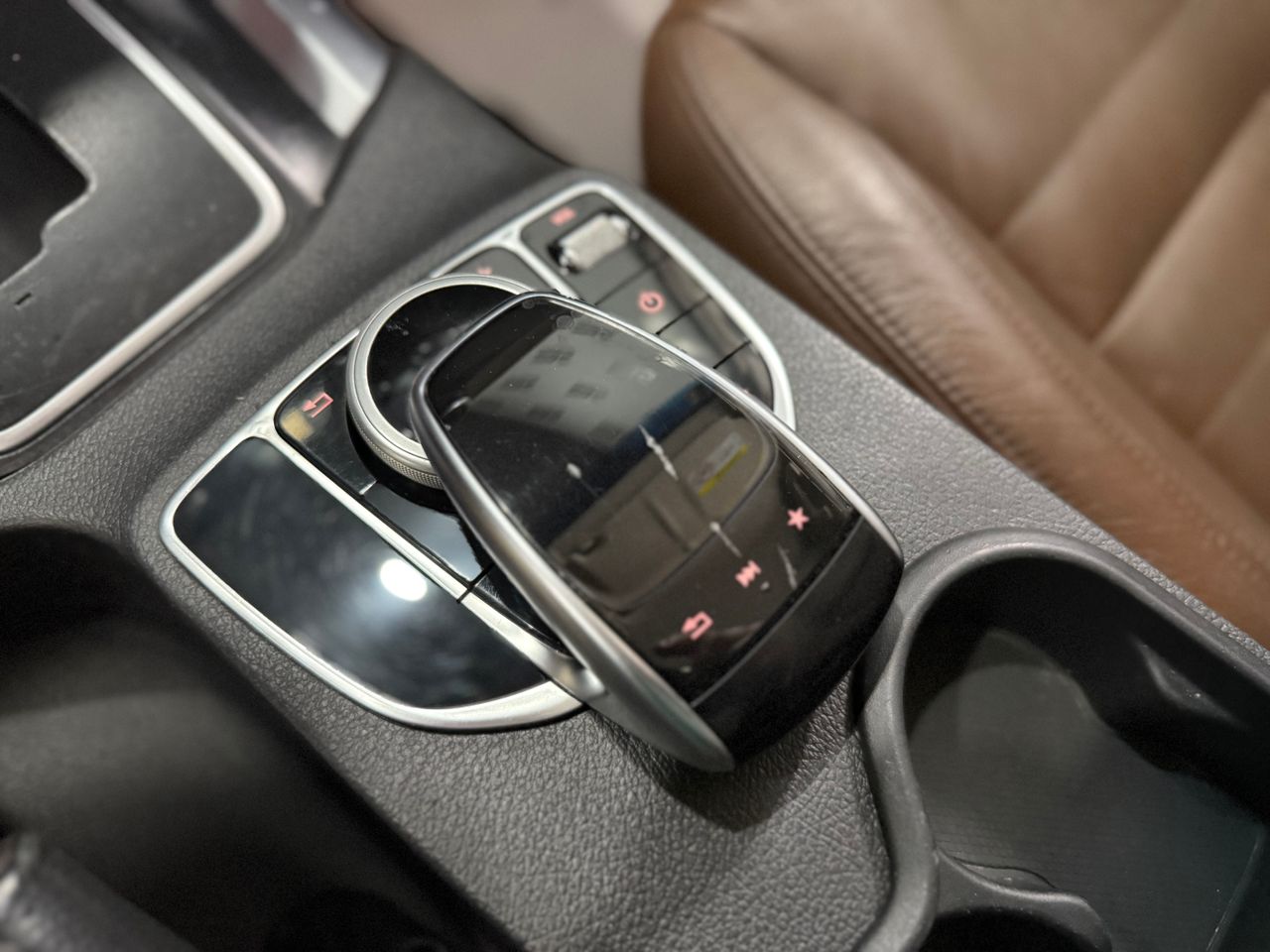 Imagen 142 del Mercedes Clase X en Auto Select Edition, Figueres