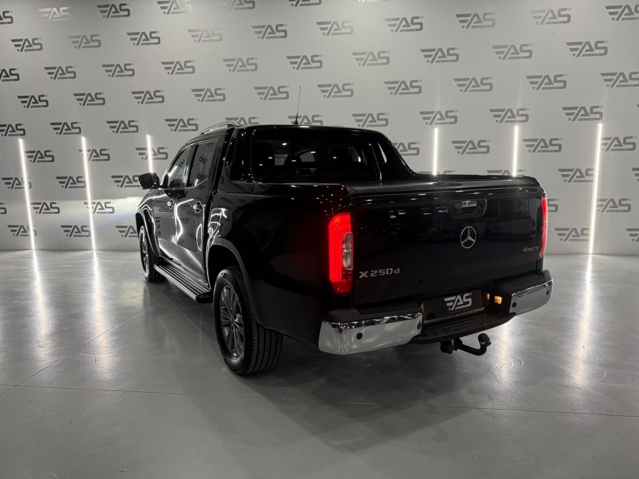 Imagen 5 del Mercedes Clase X en Auto Select Edition, Figueres