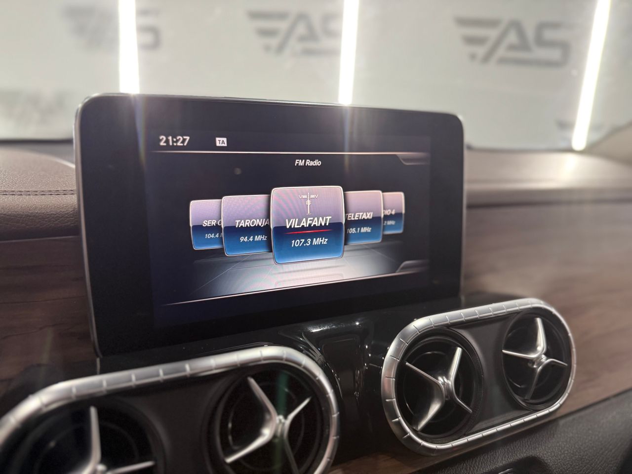 Imagen 99 del Mercedes Clase X en Auto Select Edition, Figueres
