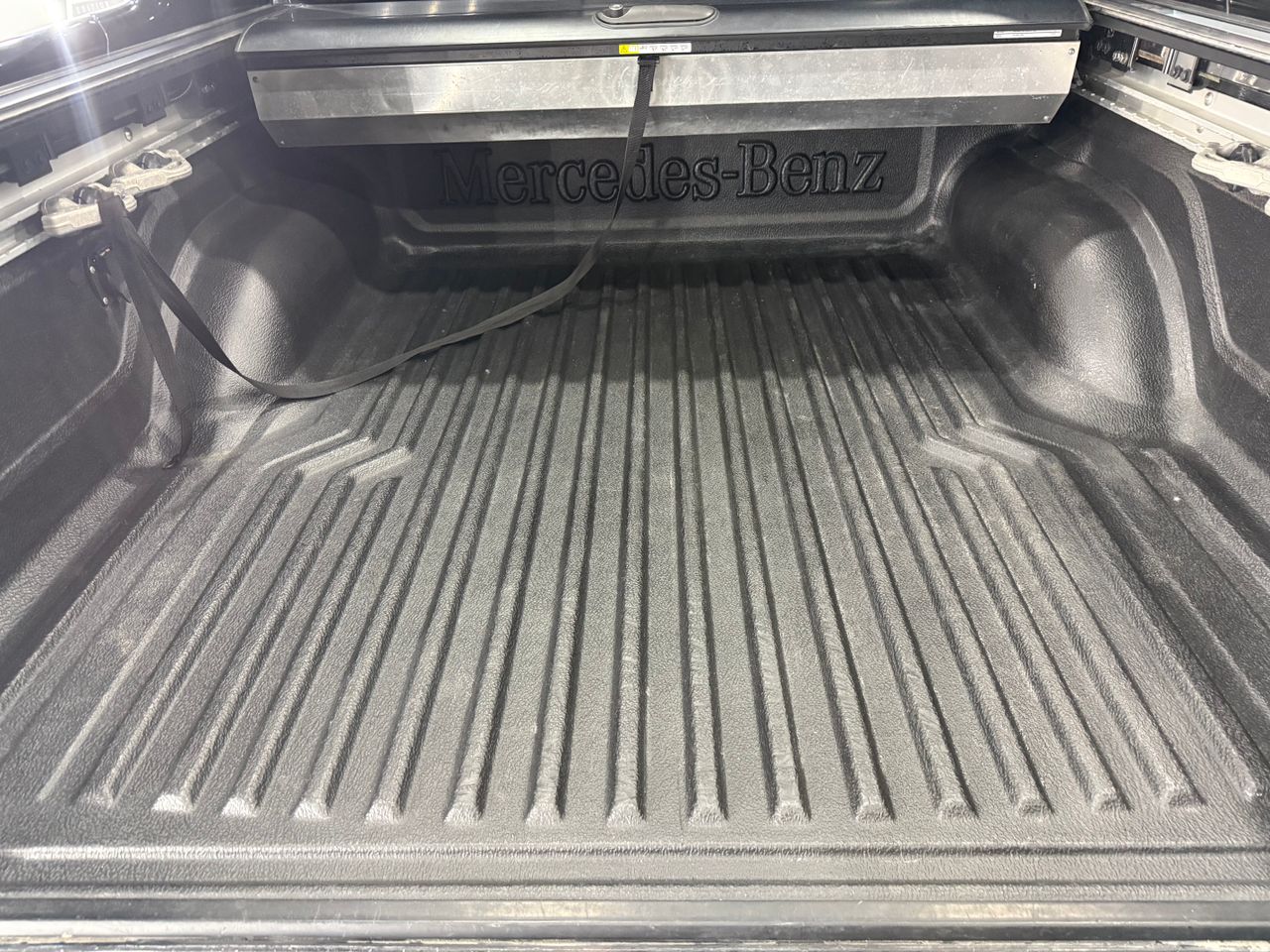 Imagen 85 del Mercedes Clase X en Auto Select Edition, Figueres