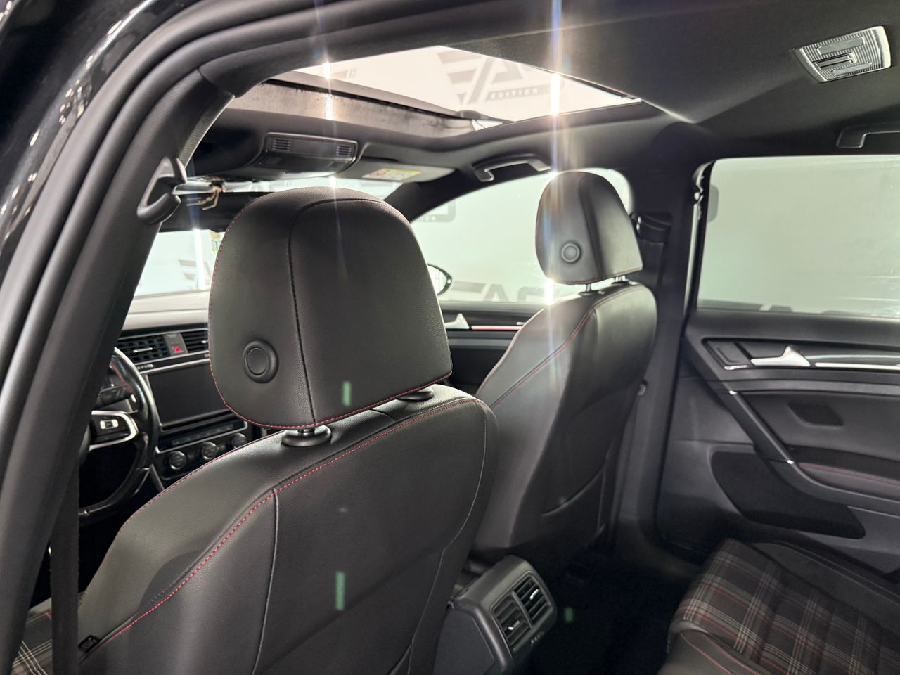 Imagen 89 del Volkswagen Golf en Auto Select Edition, Figueres