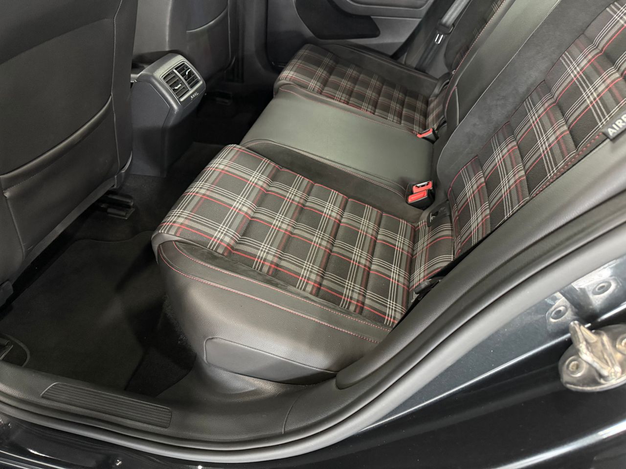 Imagen 93 del Volkswagen Golf en Auto Select Edition, Figueres