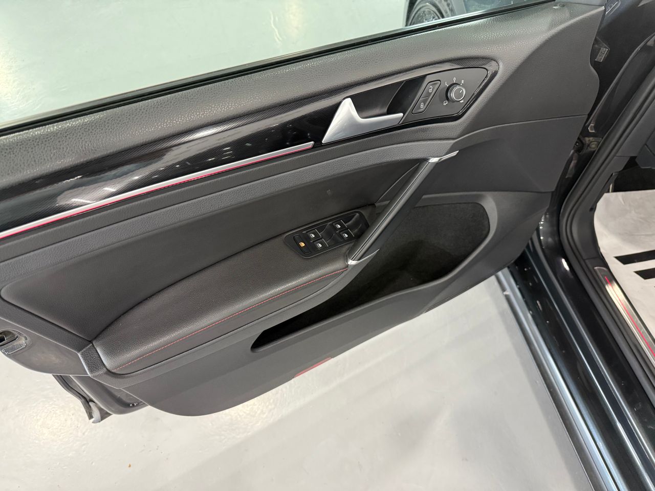 Imagen 97 del Volkswagen Golf en Auto Select Edition, Figueres
