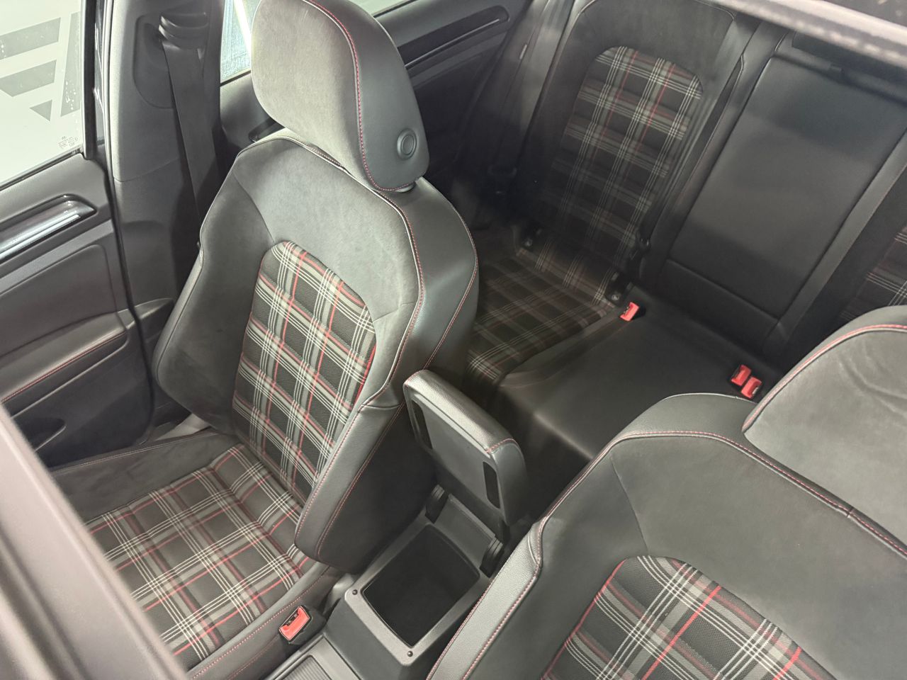 Imagen 84 del Volkswagen Golf en Auto Select Edition, Figueres
